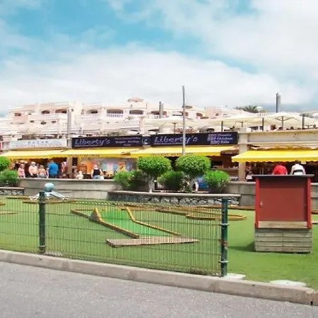 Modern 3 Bedroom With Hot Tub In * Costa Adeje (Tenerife)