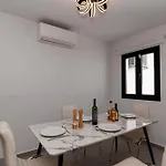 Modern 3 Bedroom With Hot Tub In Willa *
