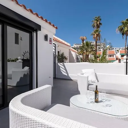 Modern 3 Bedroom With Hot Tub In فيلة