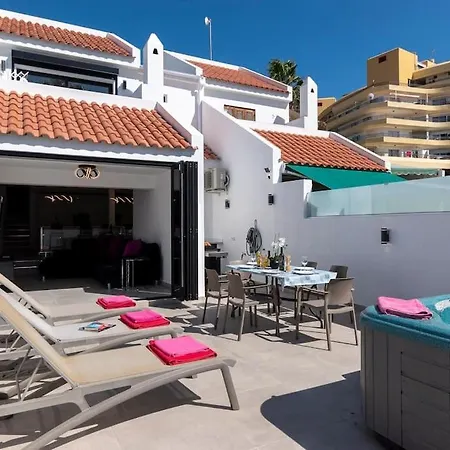 Modern 3 Bedroom With Hot Tub In Villa *